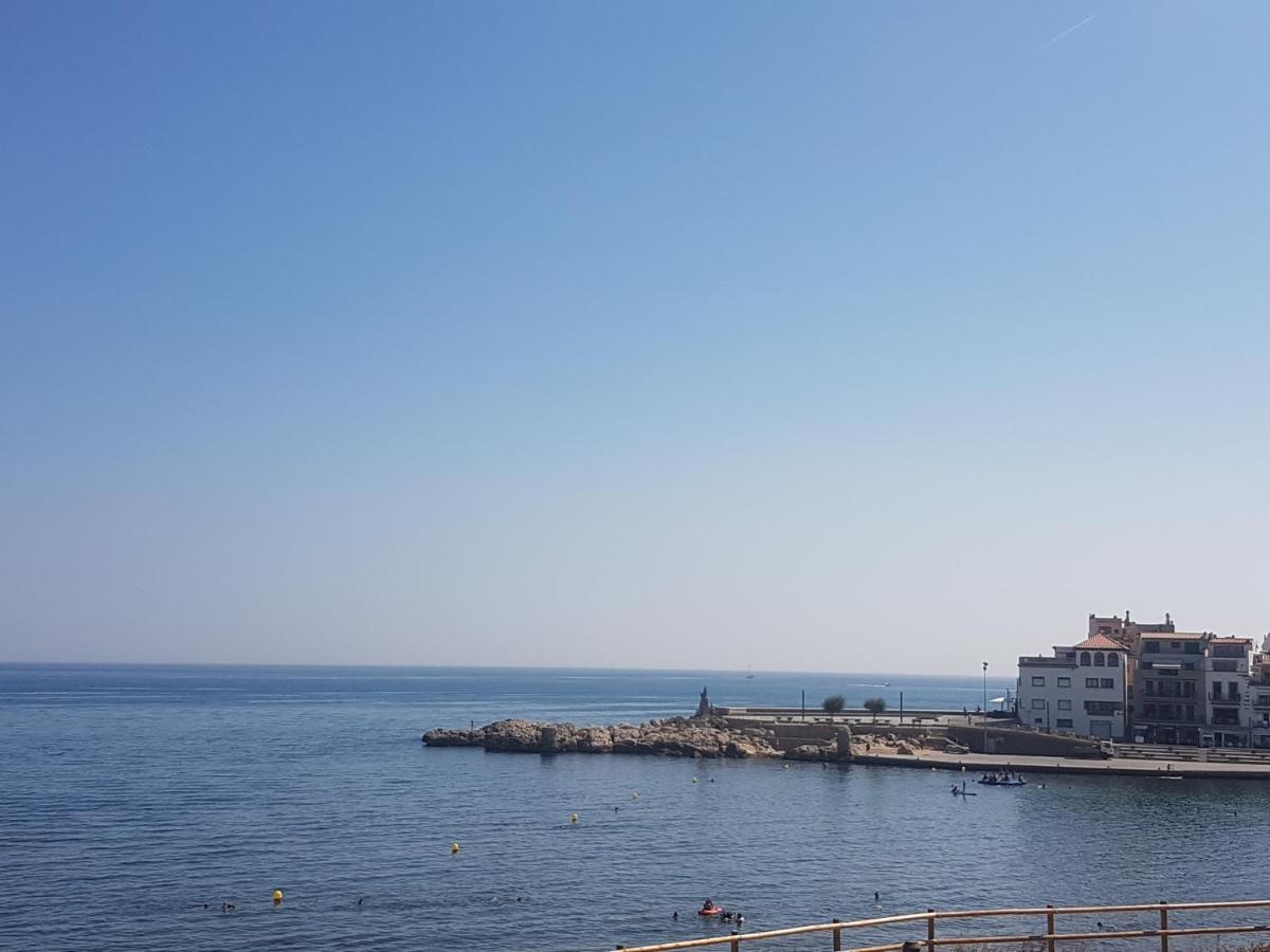 Aparthotel El Cargol L' Escala Exterior foto