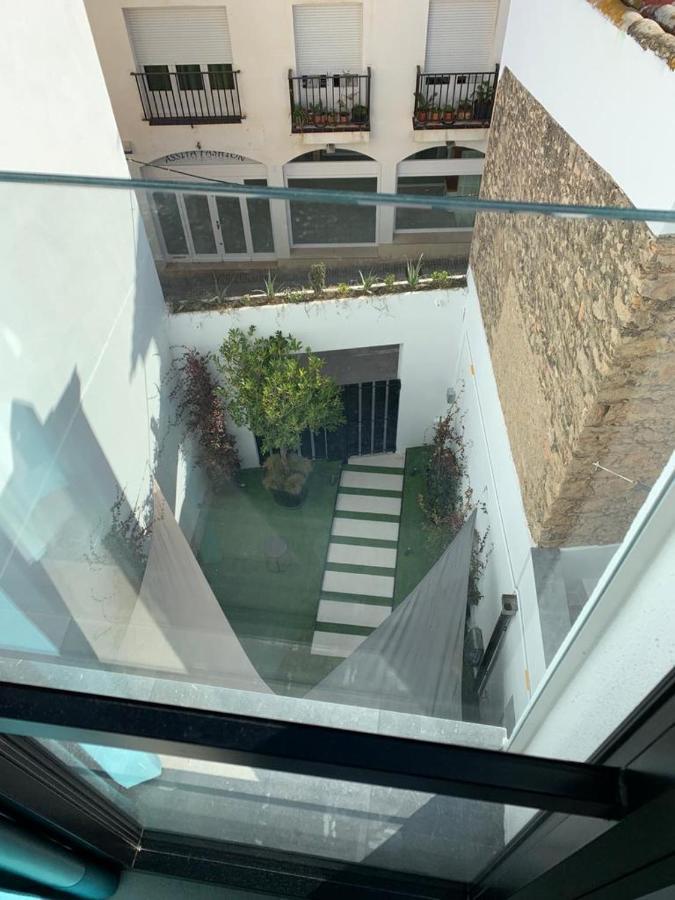 Aparthotel El Cargol L' Escala Exterior foto